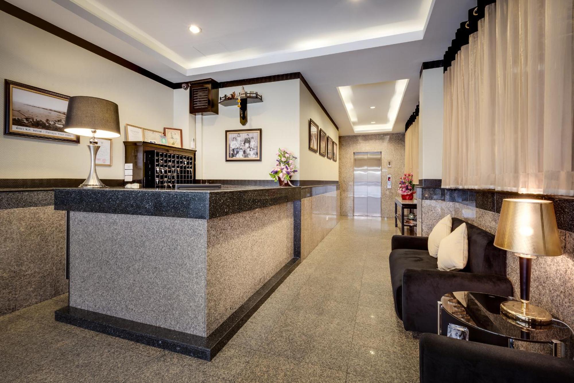 The Ambiance Hotel Pattaya Exterior foto