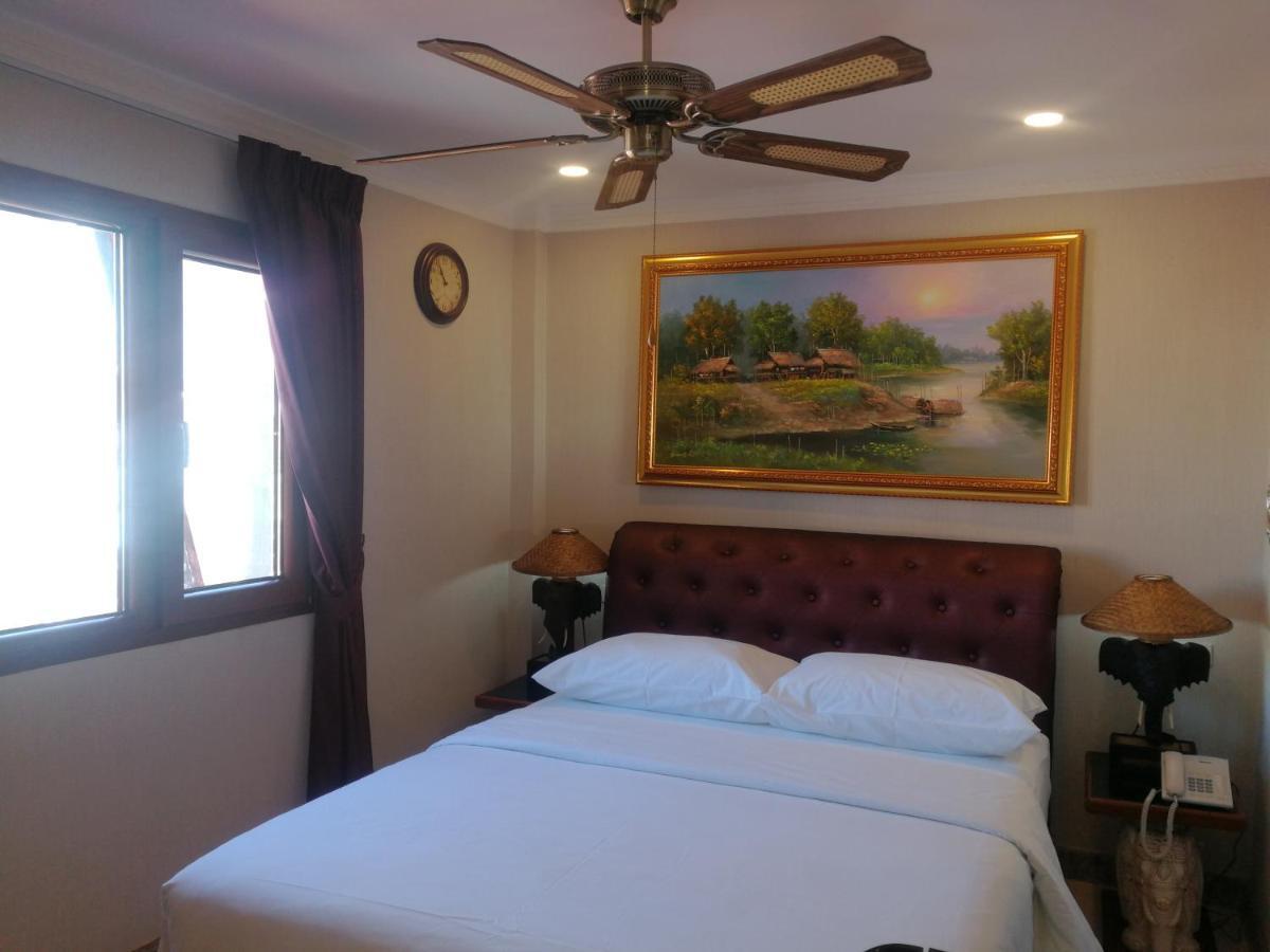 The Ambiance Hotel Pattaya Exterior foto